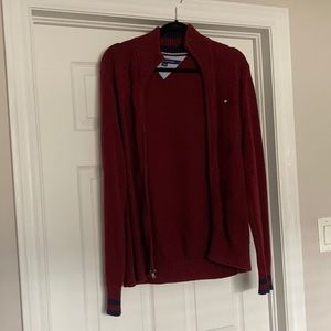TOMMY HILIFIGER | thick red maroon zip up sweater, size medium